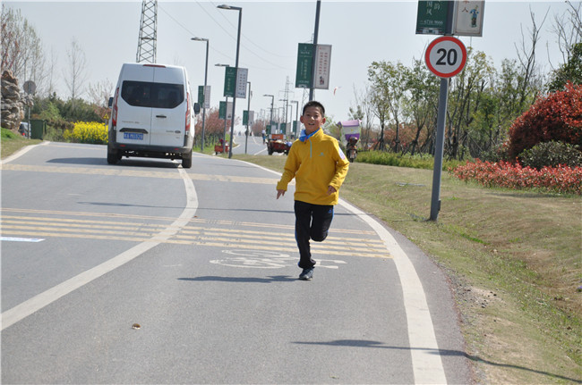 尊龙集团 (中国区)官方网站