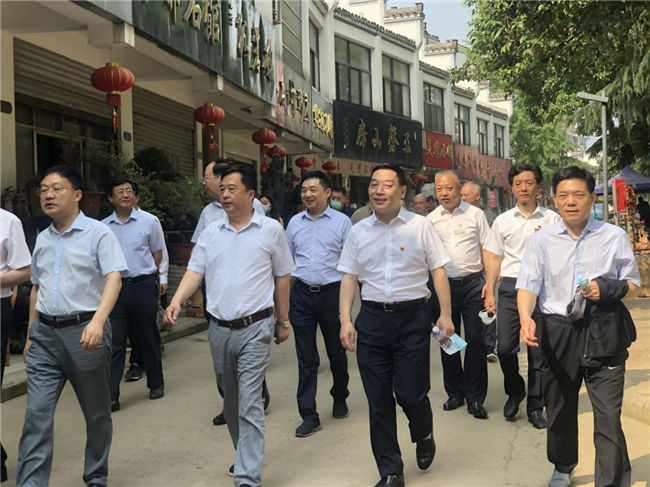 尊龙集团 (中国区)官方网站