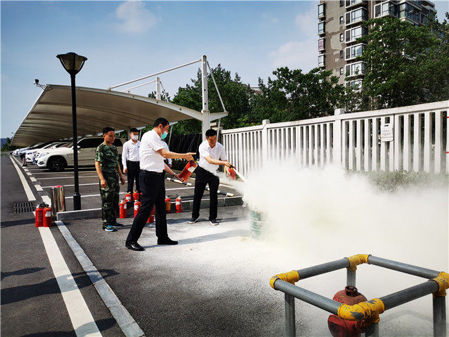 尊龙集团 (中国区)官方网站