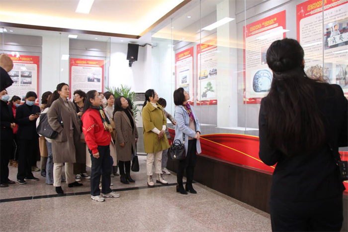 尊龙集团 (中国区)官方网站